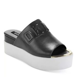 DKNY
Covo Platform Slide Sandals